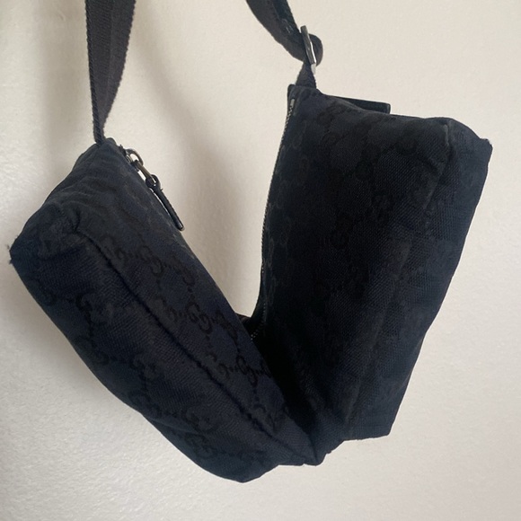 Gucci Supreme Belt Bag - Picture 12 of 13